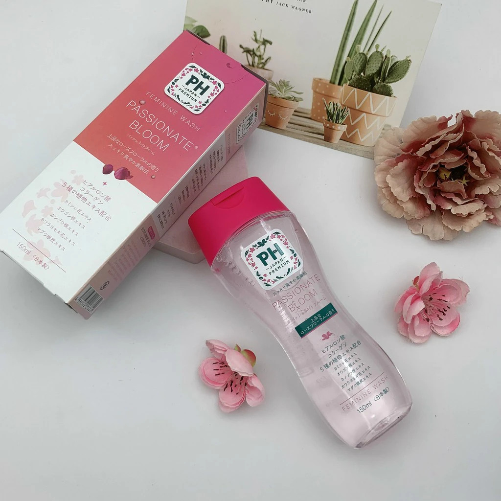 Công dụng của dung dịch vệ sinh Ph Care Passionate Bloom