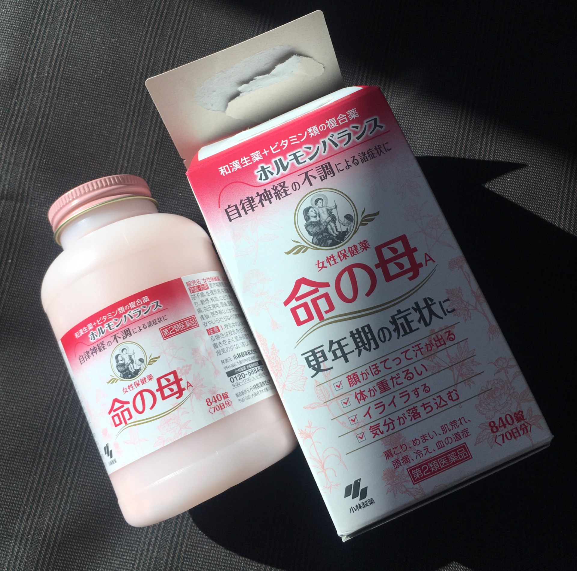 Công dụng của viên uống tiền mãn kinh Kobayashi Nhật Bản