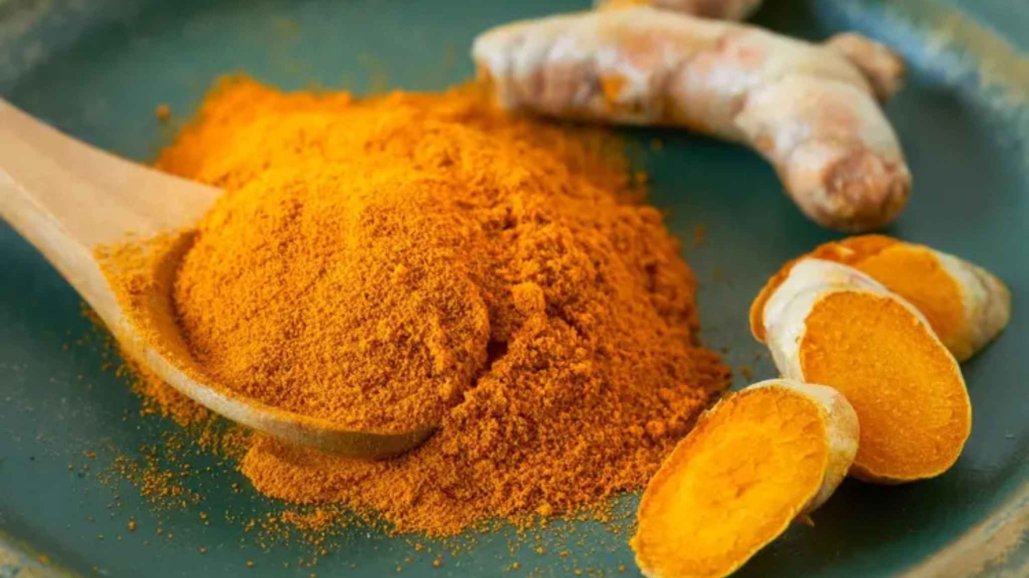 Vì sao Curcumin thông thường khó hấp thu trong cơ thể?