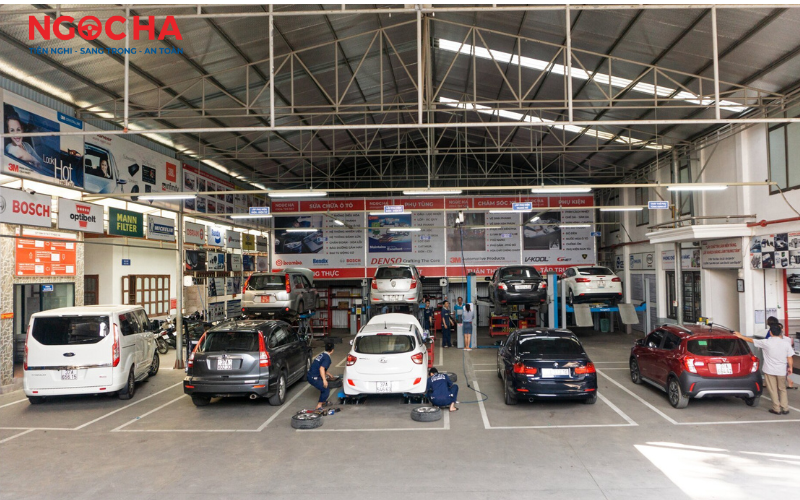 Xưởng dịch vụ hiện đại