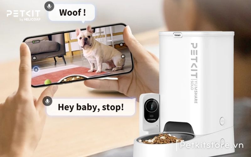 Giao tiếp với thú cưng thông qua điện thoại và App PETKIT
