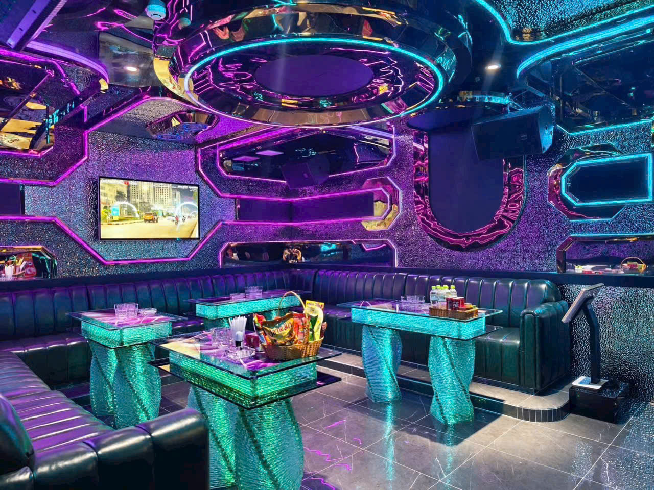 Phòng VIP Karaoke Monaco 197–199 CN11 Lê Trọng Tấn Tân Phú