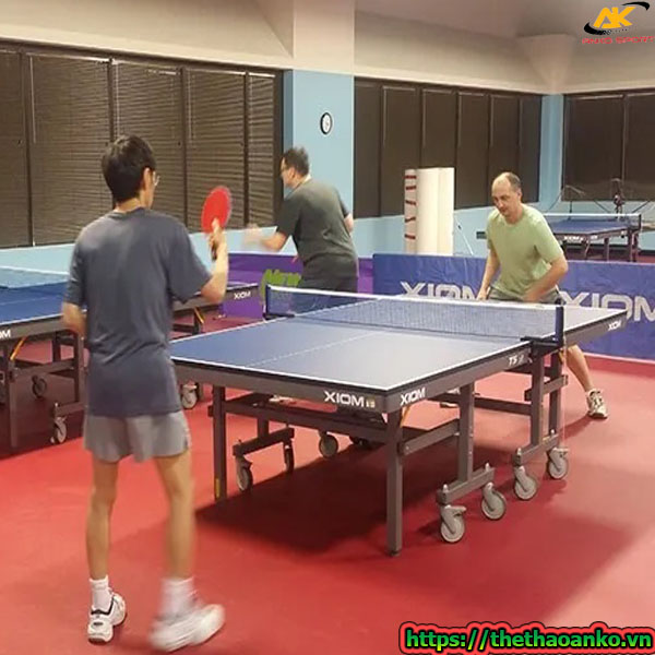 Ban-bong-ban-Xiom-T8-tai-thai-binh