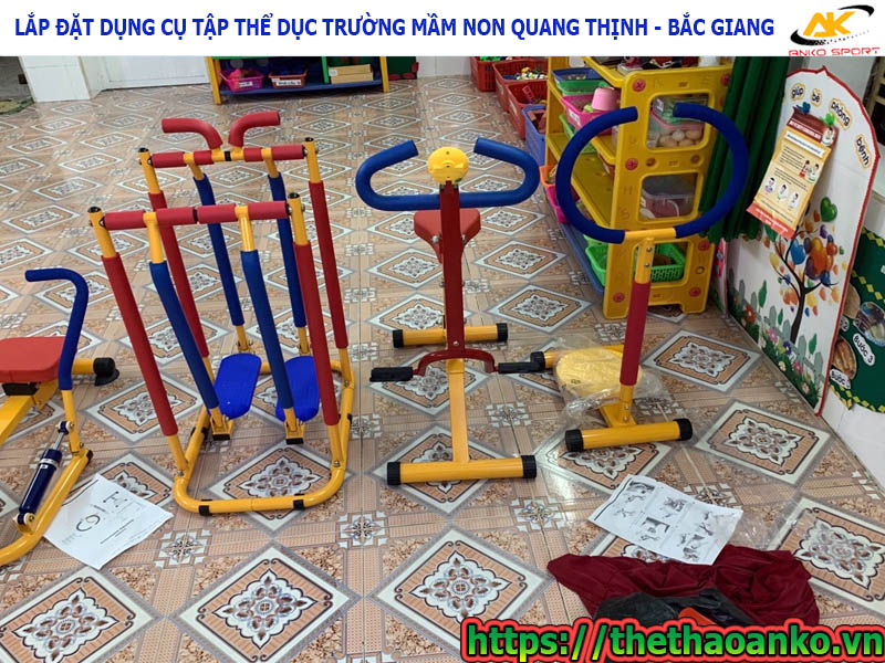 lap-dat-dung-cu-tap-the-duc-cho-tre-mam-non-quang-thinh--tinh-bac-giang-2
