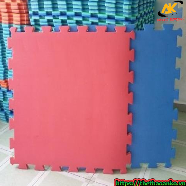 nem-mon-nhay-cao-gia-re-tai-bac-kan