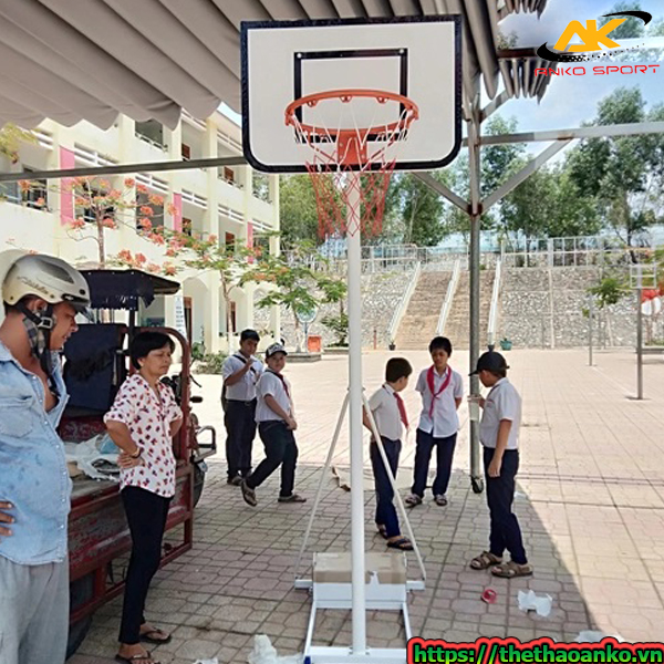 tru-bong-ro-hoc-sinh-thcs-gia-re-huyen-chuong-my-ha-noi-2