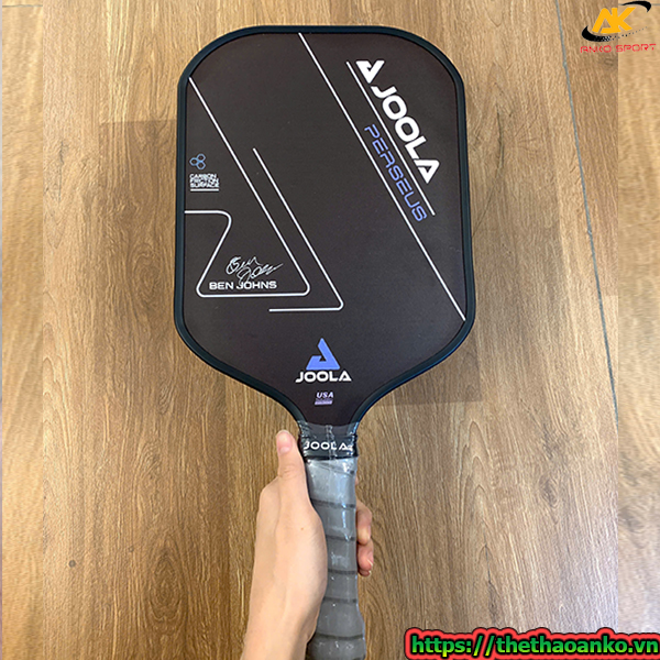 vot-pickleball-joola-perseus-chat-lieu-carbon-tai-huyen-ung-hoa-3