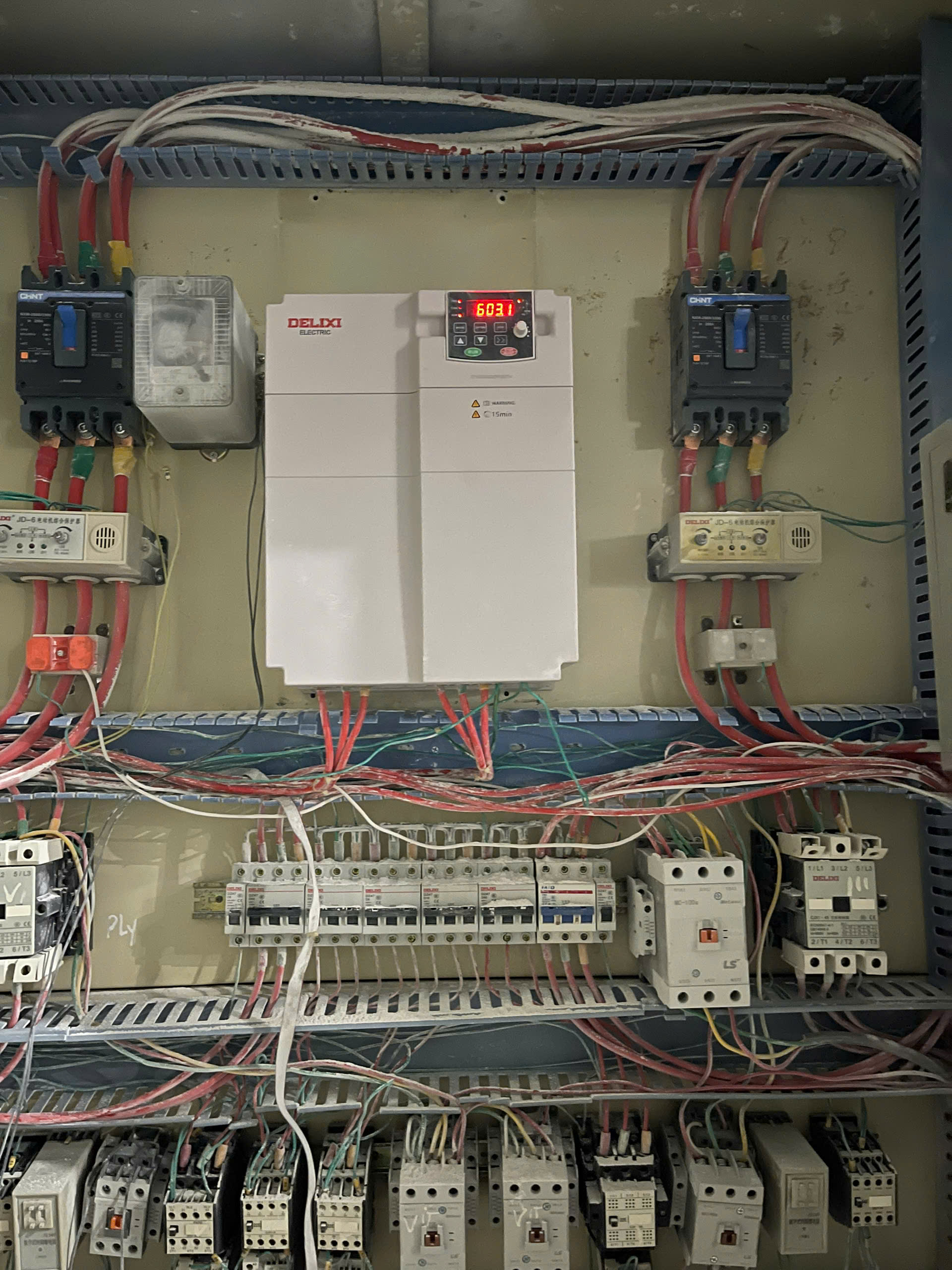 bien-tan-cho-xuong-voi