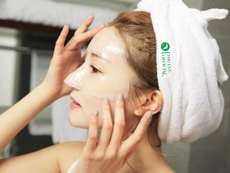 Làm dịu da sau khi đi biển