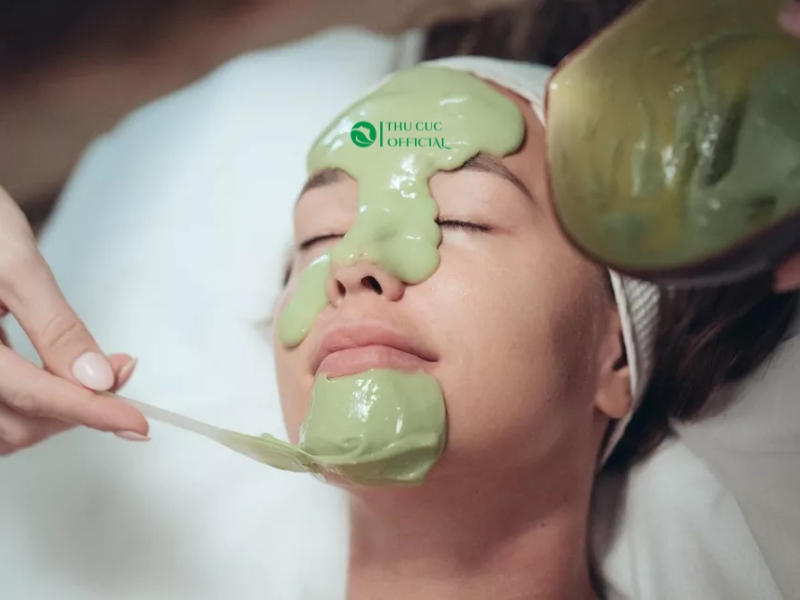 Bột đắp mặt nạ dẻo tại Spa