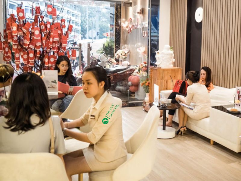 Nhu cầu làm đẹp cuối năm tăng cao