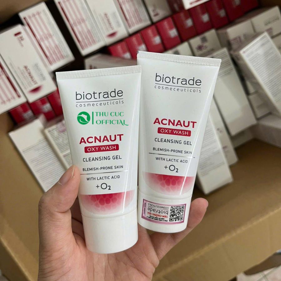 sữa rửa mặt da dầu mụn Biotrade chính hãng