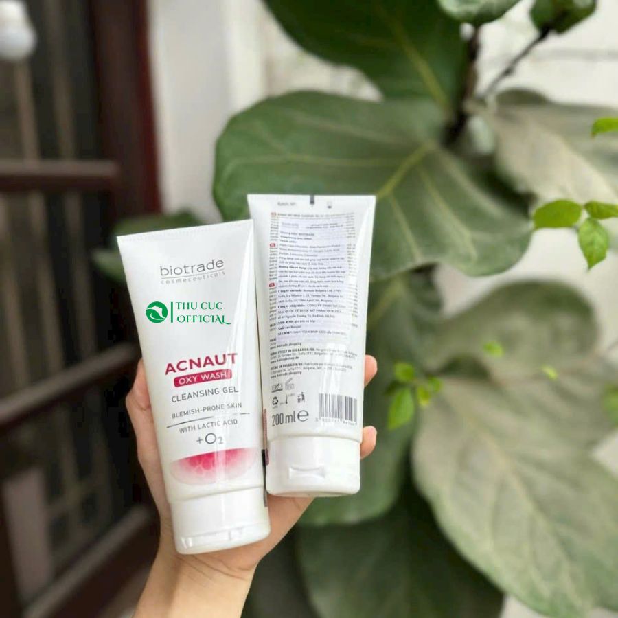 sữa rửa mặt da dầu mụn Biotrade