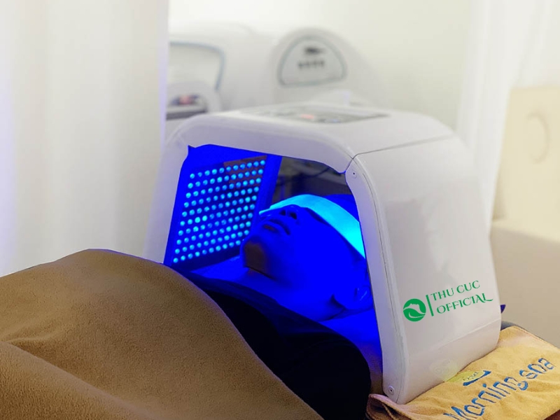 thiết bị Spa cơ bản - Đèn chiếu ánh sáng sinh học