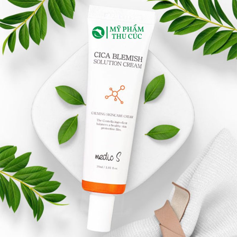 Kem dưỡng khóa ẩm Cica Blemish Solution