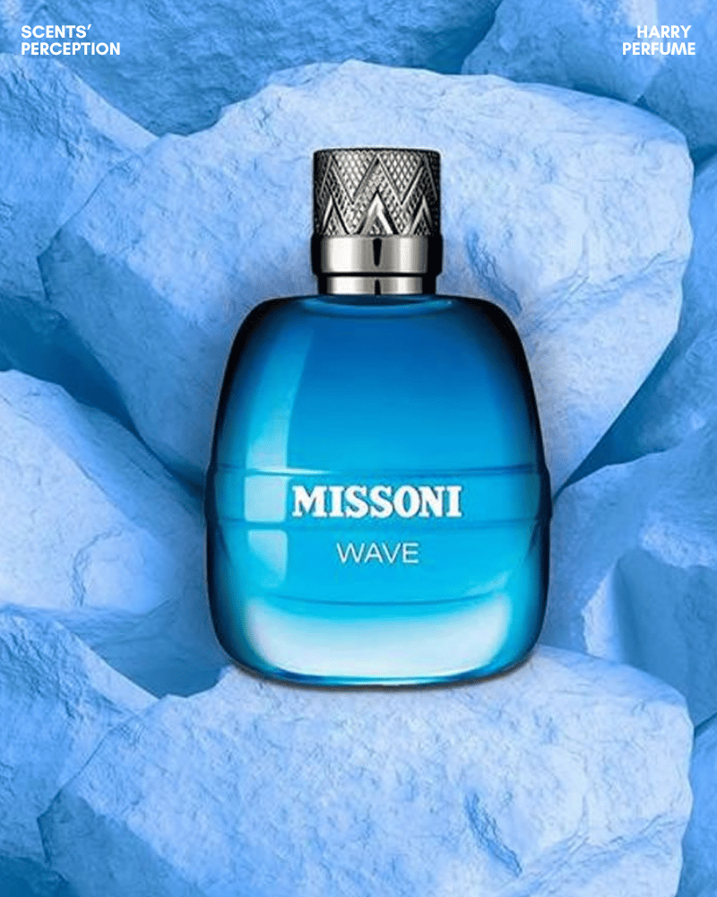 Missoni Wave EDT có độ lưu hương vừa phải, tỏa nhẹ, phù hợp dùng ban ngày trong không gian gần