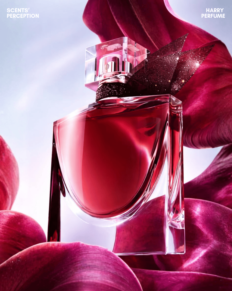 Very Cherry mở đầu bằng cherry đen đậm, mọng, ngọt, hơi syrupy, tạo ấn tượng quyến rũ và nổi bật.