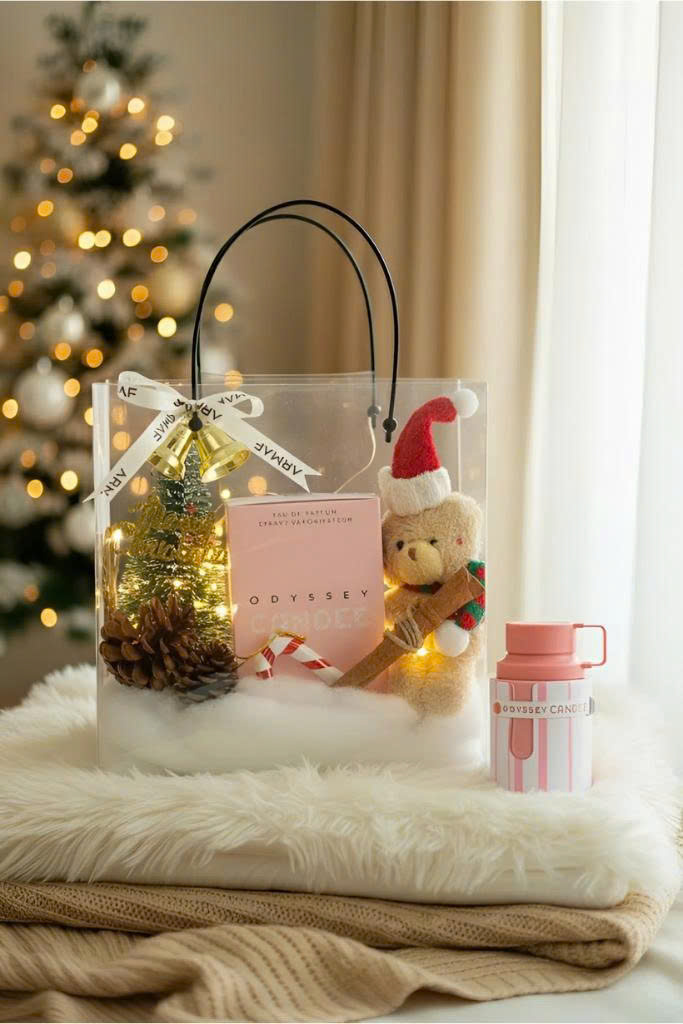 Odyssey Candee EDP mở đầu bergamot và trái cây mọng ngọt (dâu tây, đào, mâm xôi)