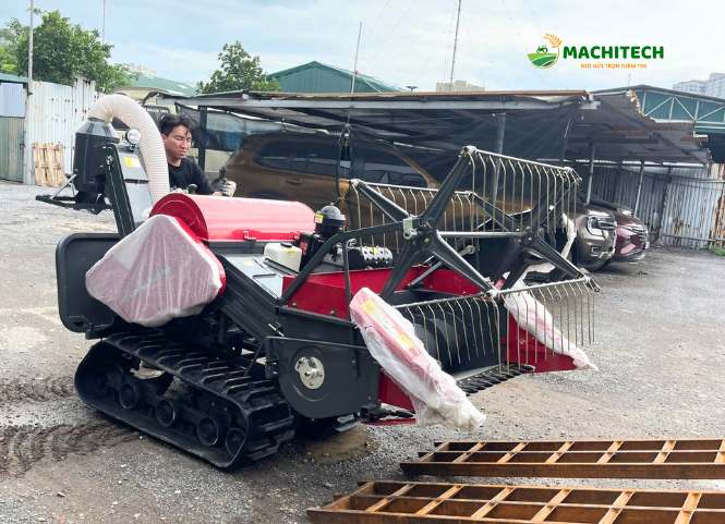 Nên mua máy gặt lúa mini thời điểm nào? 2