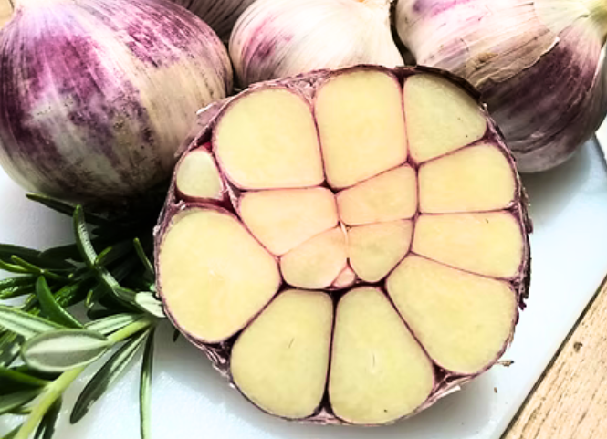 Về Hòa Bình tìm hiểu đặc sản tỏi tía Noong Luông 3