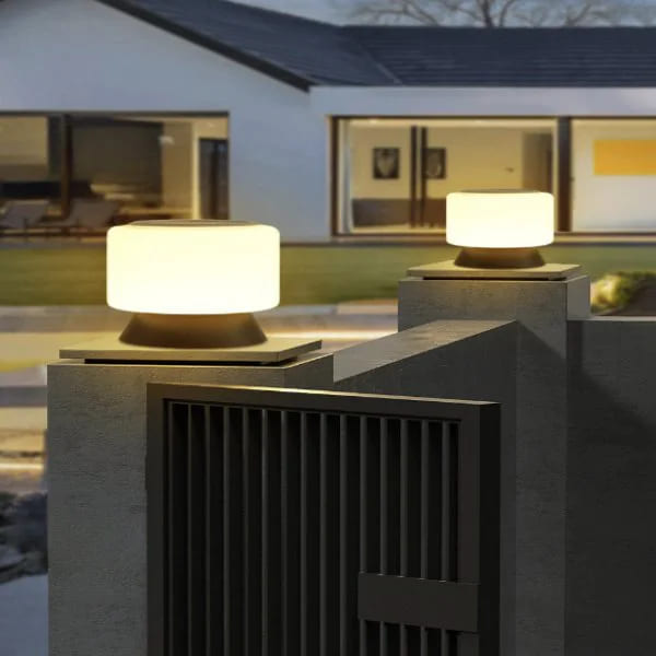 Đèn Cổng Năng Lượng Mặt Trời