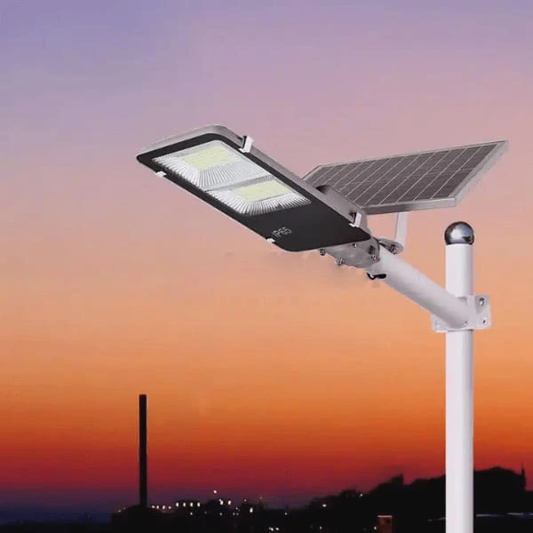 Nên Mua Đèn Năng Lượng Mặt Trời Bao Nhiêu W Là Phù Hợp?