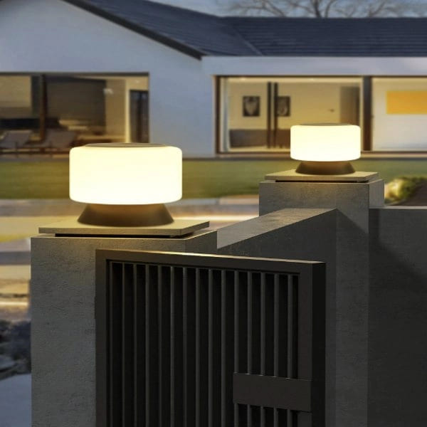 Nên Mua Đèn Năng Lượng Mặt Trời Loại Nào Tốt Nhất?