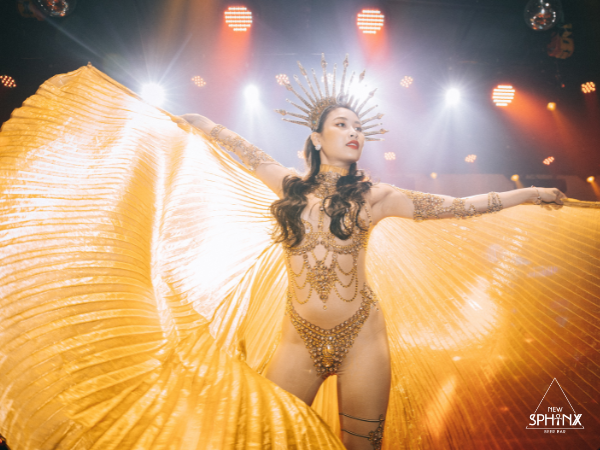 ra-show-cau-chuyen-huyen-thoai-tai-hien-qua-nghe-thuat-trinh-dien-2