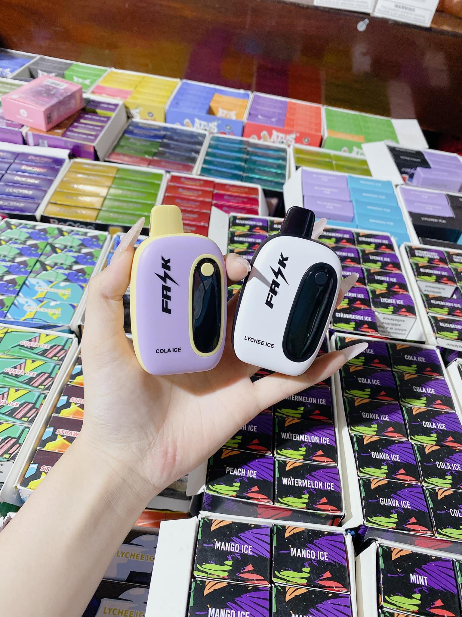 Giới thiệu và review sản phẩm Fask 16000 Hơi – Pod 1 Lần