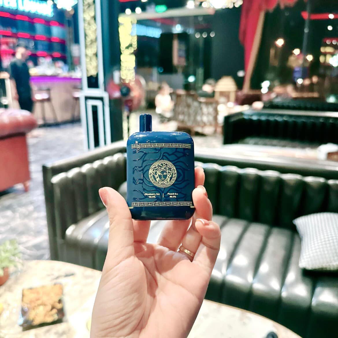 Review chi tiết pod 1 lần Medusa Plus 16000 Hơi (50mg)