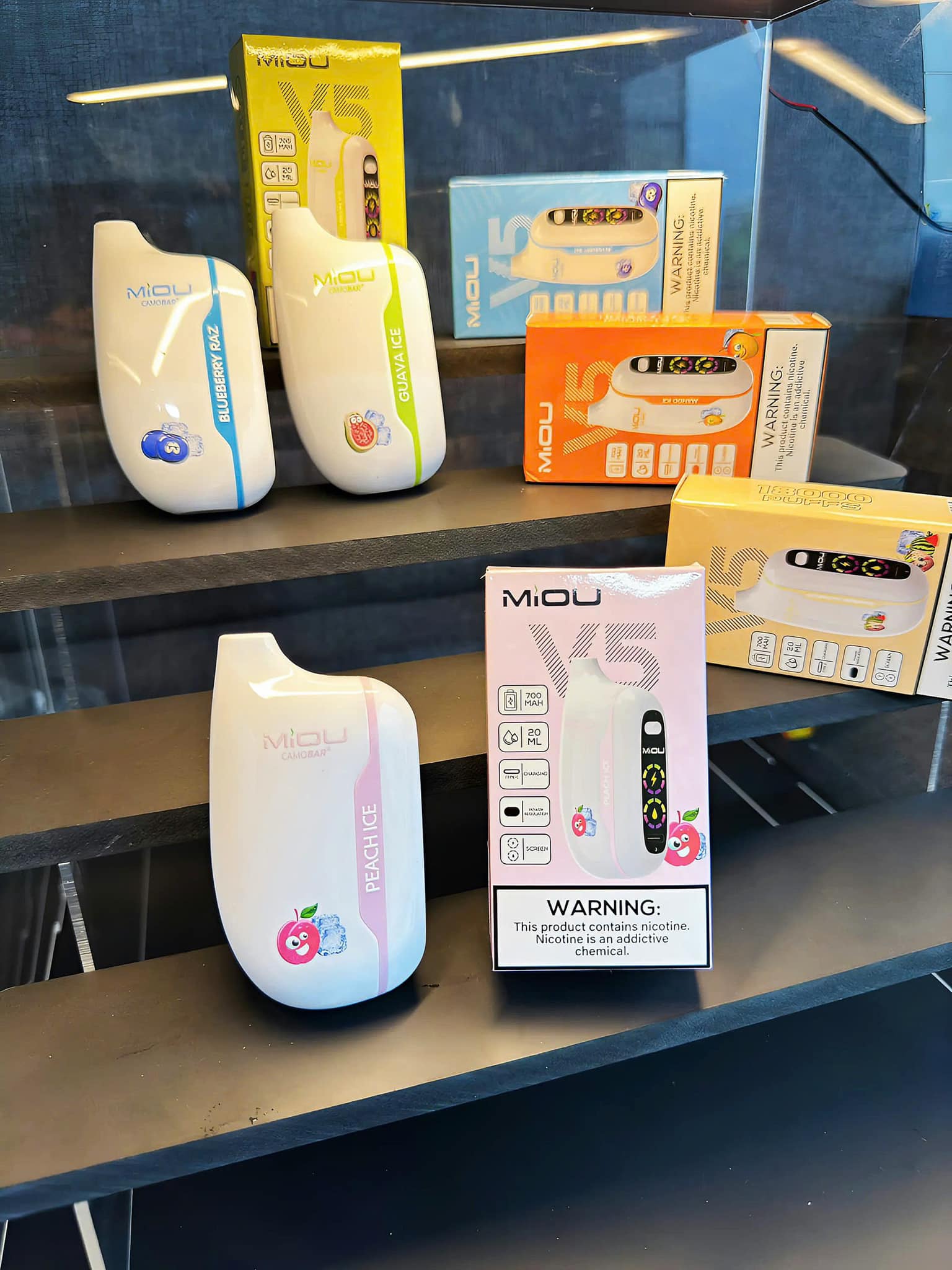 Review chi tiết MiOU V5 Camobar 18000 Hơi (50mg) – Pod 1 Lần