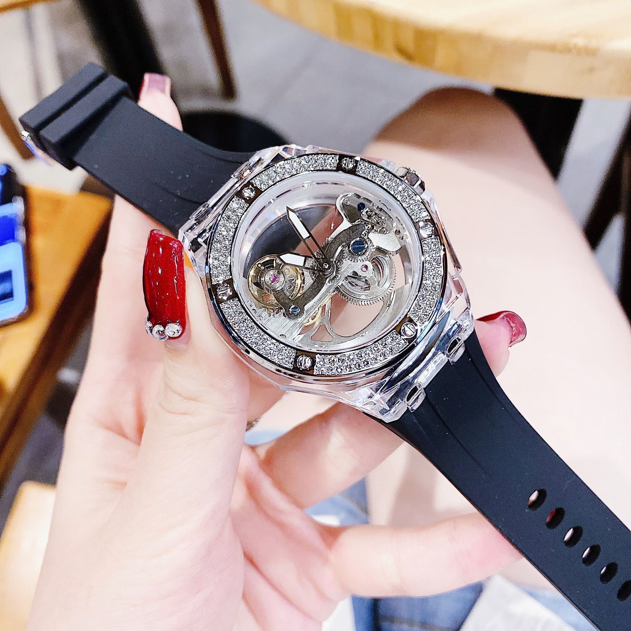 Đồng Hồ Davena Lộ Cơ |Unisex |Đính Đá |Silver |Dây Silicone Đen |Máy Cơ (Automatic) |Size 42mm |donghogiatot.vn
