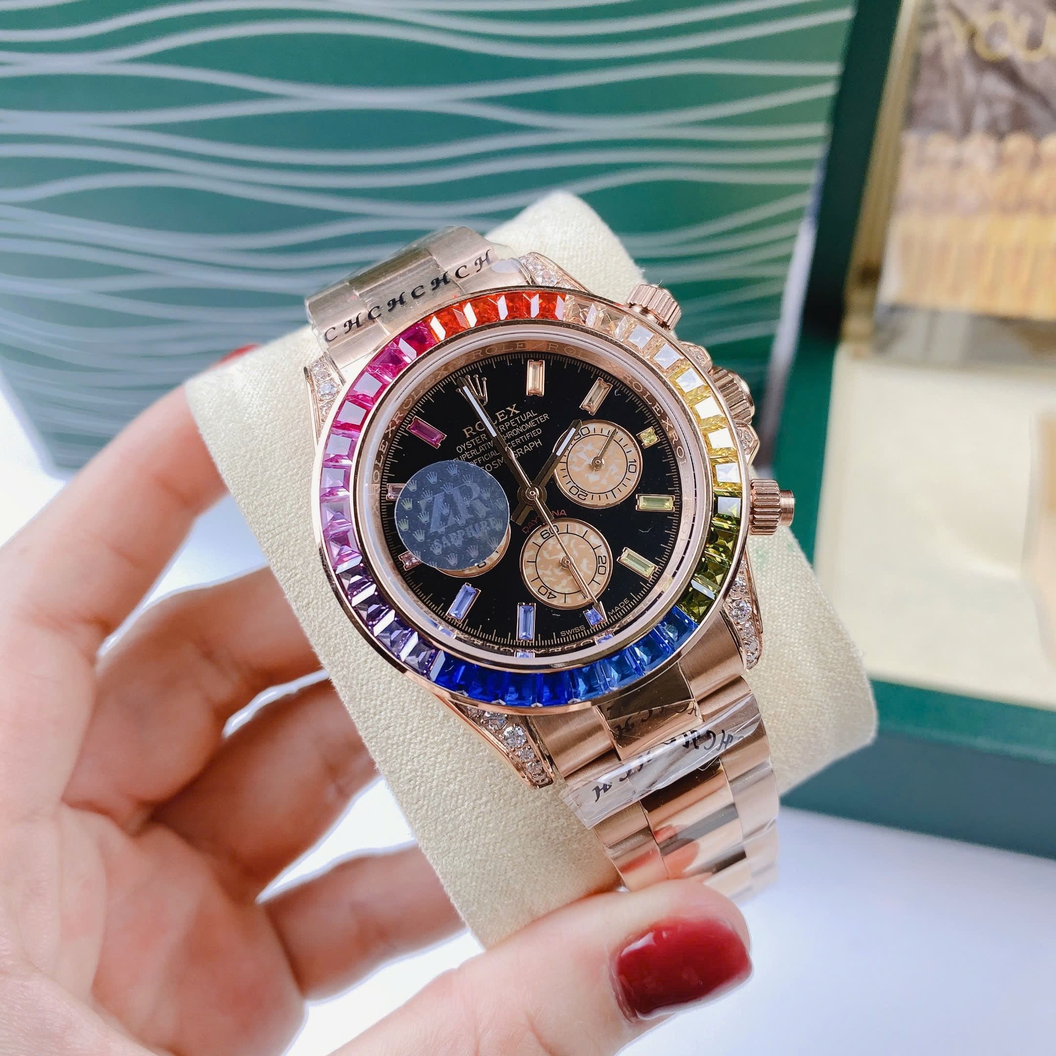 Đồng Hồ Rolex Daytona Rainbow |Nam Giới |Đính Đá |Dây Kim Loại Rose Gold |Máy Cơ (Automatic) |Size 40mm |donghogiatot.vn