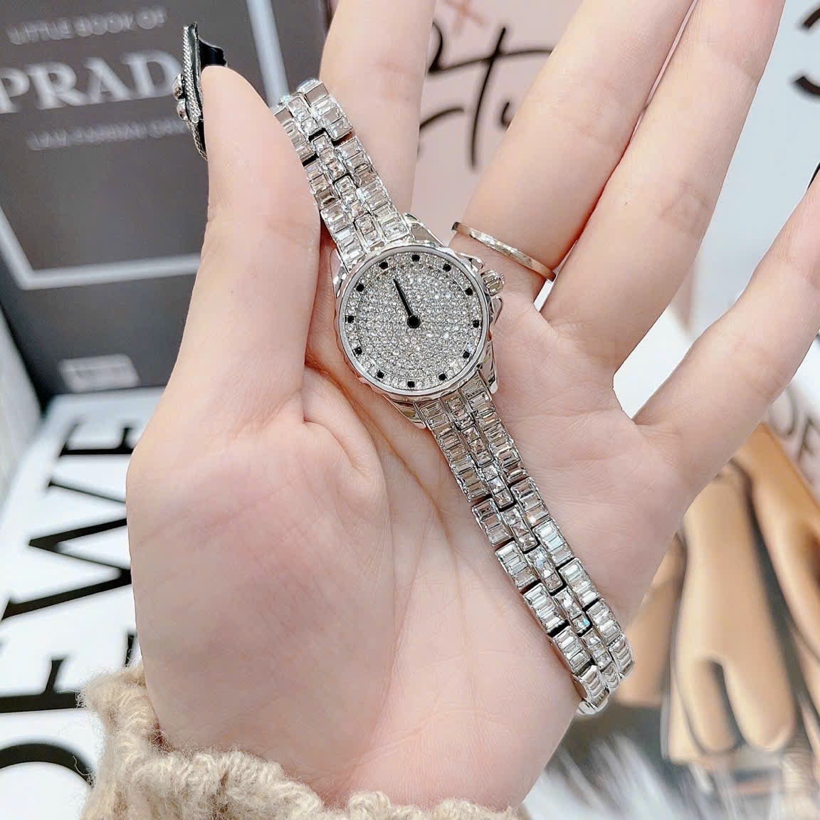 Đồng Hồ Davena Full Đá |Nữ Giới |Silver |Dây Kim Loại Đính Pha Lê |Máy Pin (Quartz) |Size 25mm |donghogiatot.vn
