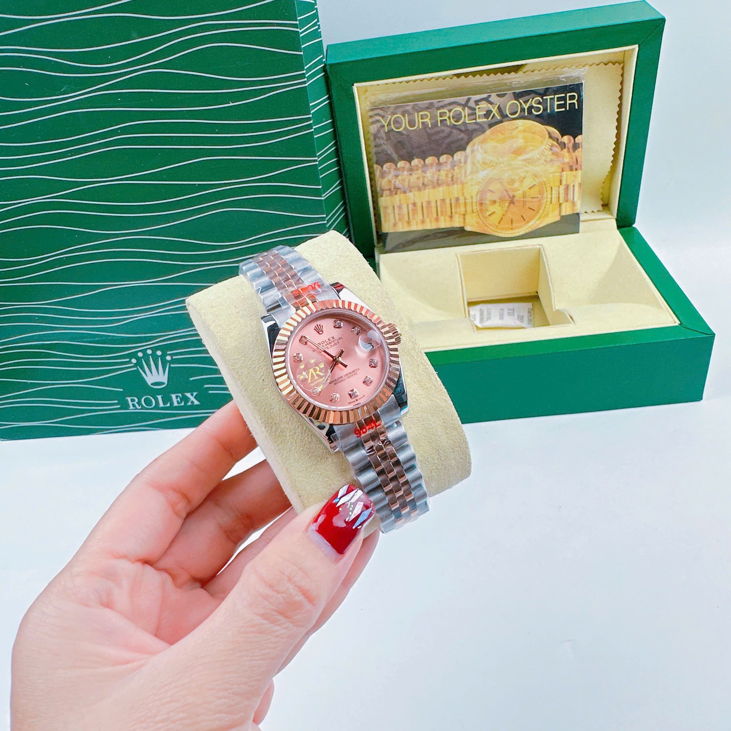 Đồng Hồ Rolex Niềng Khía |Nữ Giới |Mặt Hồng |Dây Kim Loại Demi Rose Gold |Máy Pin (Máy Quartz) |Size 31mm |donghogiatot.vn