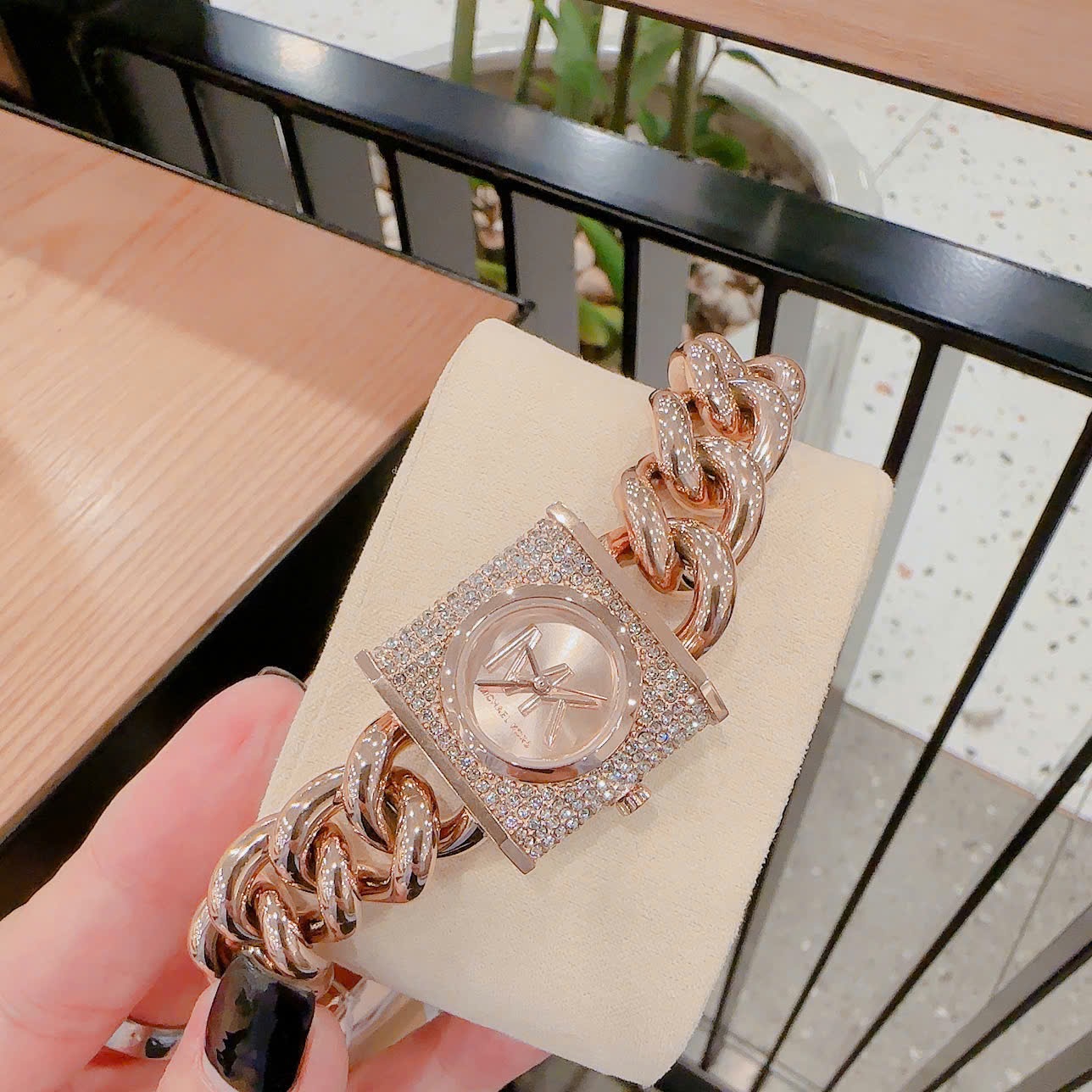 Đồng Hồ Michael Kors Chain Lock |Nữ Giới |Mặt Vuông |Dây Mắt Xích Rose Gold |Máy Pin (Quartz) |Size 25mm |donghogiatot.vn