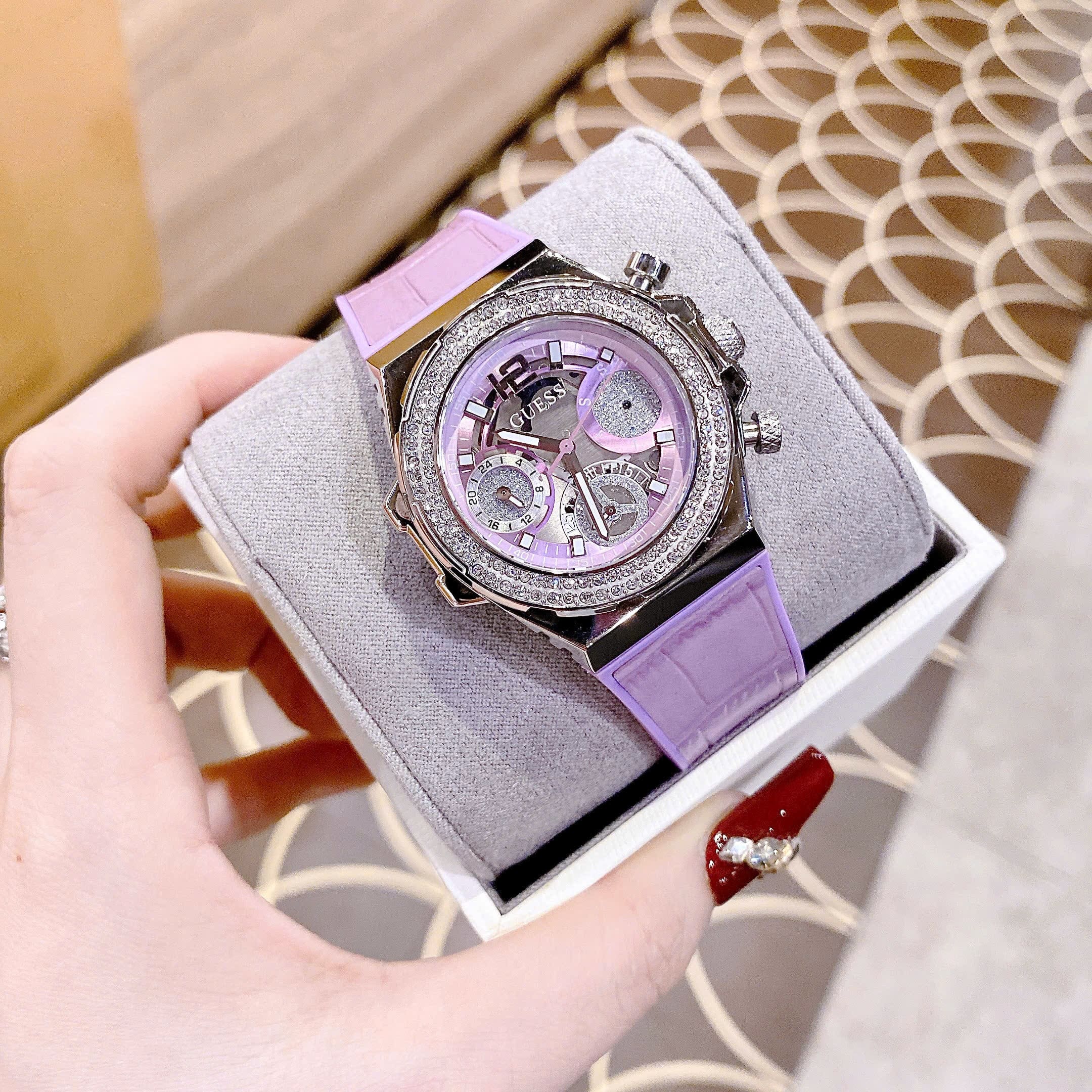 Đồng Hồ Guess Fusion |Nữ Giới |Đính Đá |Dây Cao Su Hồng |Máy Pin (Quartz) |Size 36mm |donghogiatot.vn