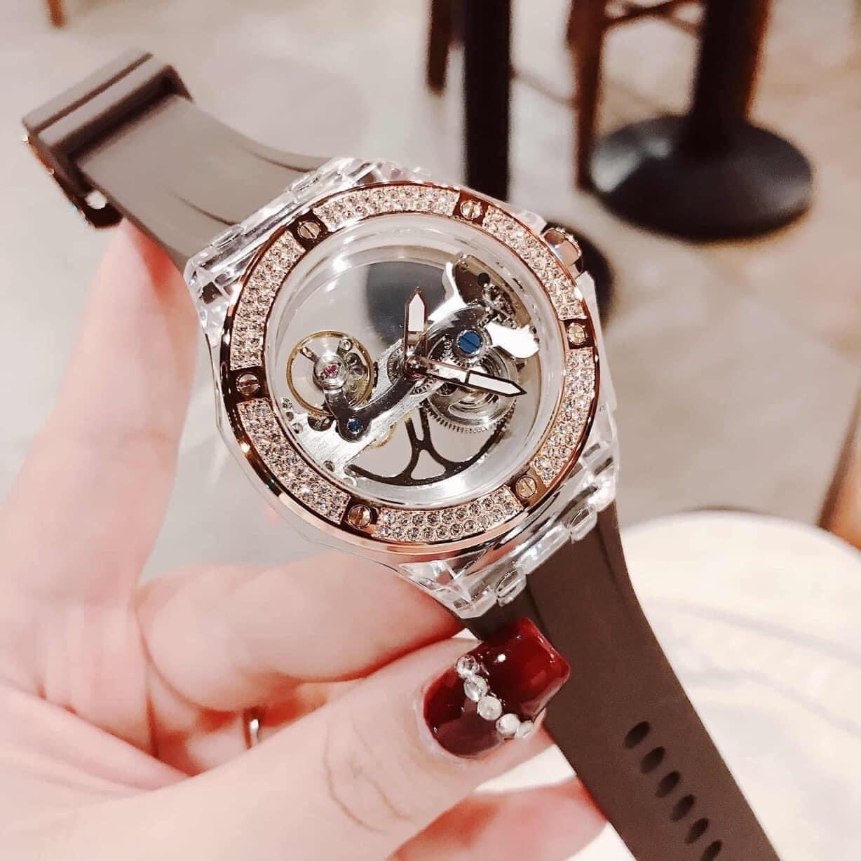 Đồng Hồ Davena Lộ Cơ |Unisex |Đính Đá |Rose Gold |Dây Silicone Nâu |Máy Cơ (Automatic) |Size 42mm |donghogiatot.vn