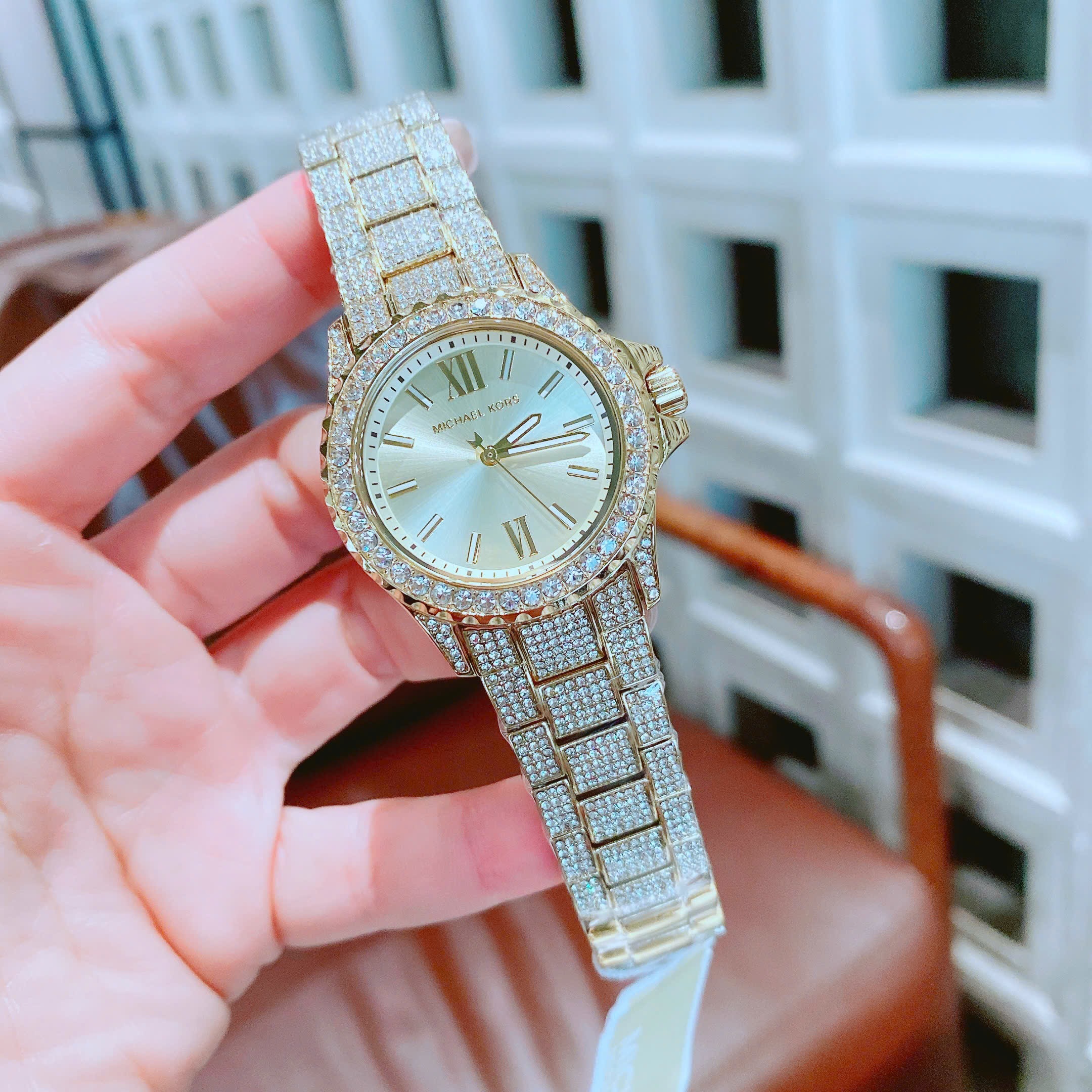 Đồng Hồ Micheal Kors Mini Everest |Nữ Giới |Mặt Đính Đá |Dây Kim Loại Vàng Gold |Máy Pin (Quartz) |Size 33mm |donghogiatot.vn