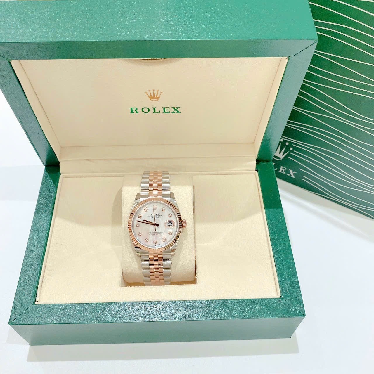 Đồng Hồ Rolex Niềng Khía |Nữ Giới |Mặt Trắng |Dây Kim Loại Demi Rose |Máy Cơ (Automatic) |Size 36mm |donghogiatot.vn