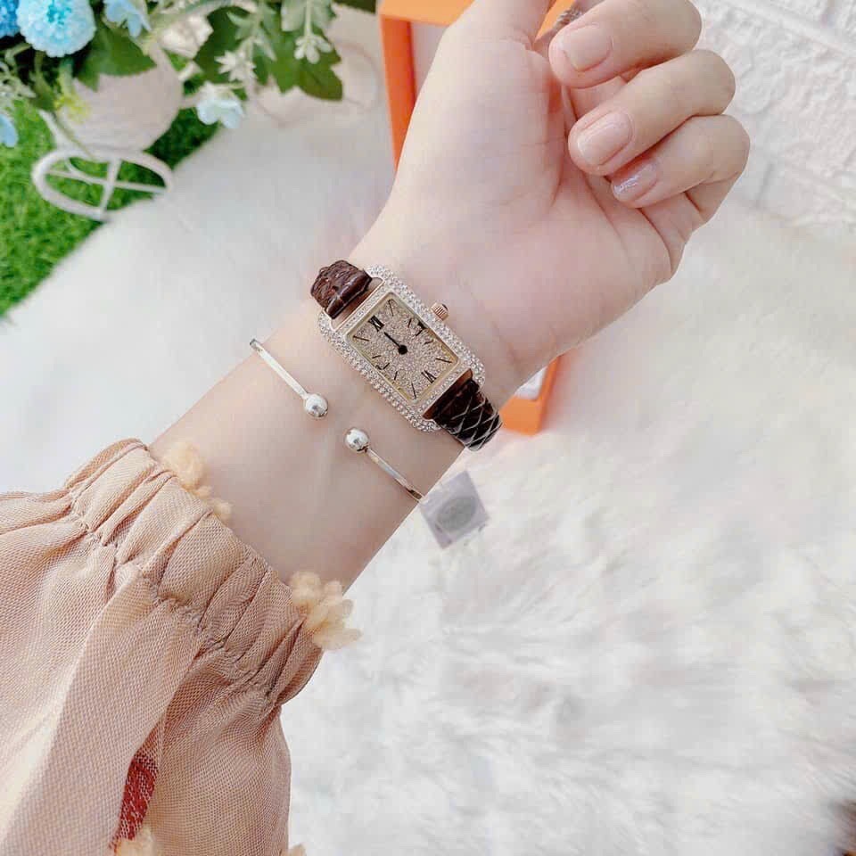 Đồng Hồ Davena Mặt Chữ Nhật |Nữ Giới |Đính Đá |Rose Gold |Dây Da Nâu |Máy Pin (Quartz) |Size 21x27mm |donghogiatot.vn