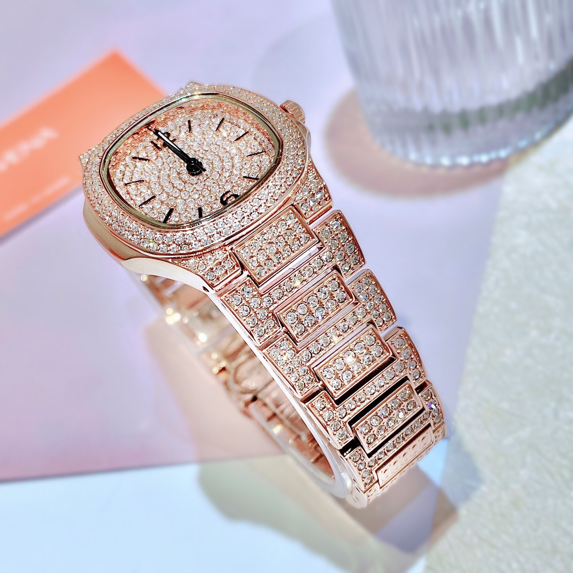 Đồng Hồ Davena Mặt Vuông |Nữ Giới |Full Đá |Dây Kim Loại Rose Gold |Máy Pin (Quartz) |Size 32mm |donghogiatot.vn