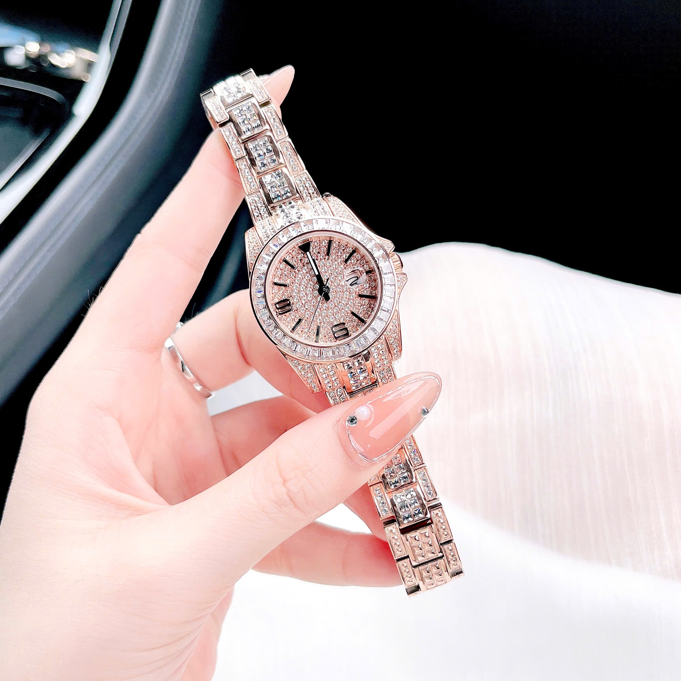 Đồng Hồ Davena Full Đá Swarovski |Nữ Giới |Dây Kim Loại Rose Gold |Máy Pin (Quartz) |Size 33mm |donghogiatot.vn