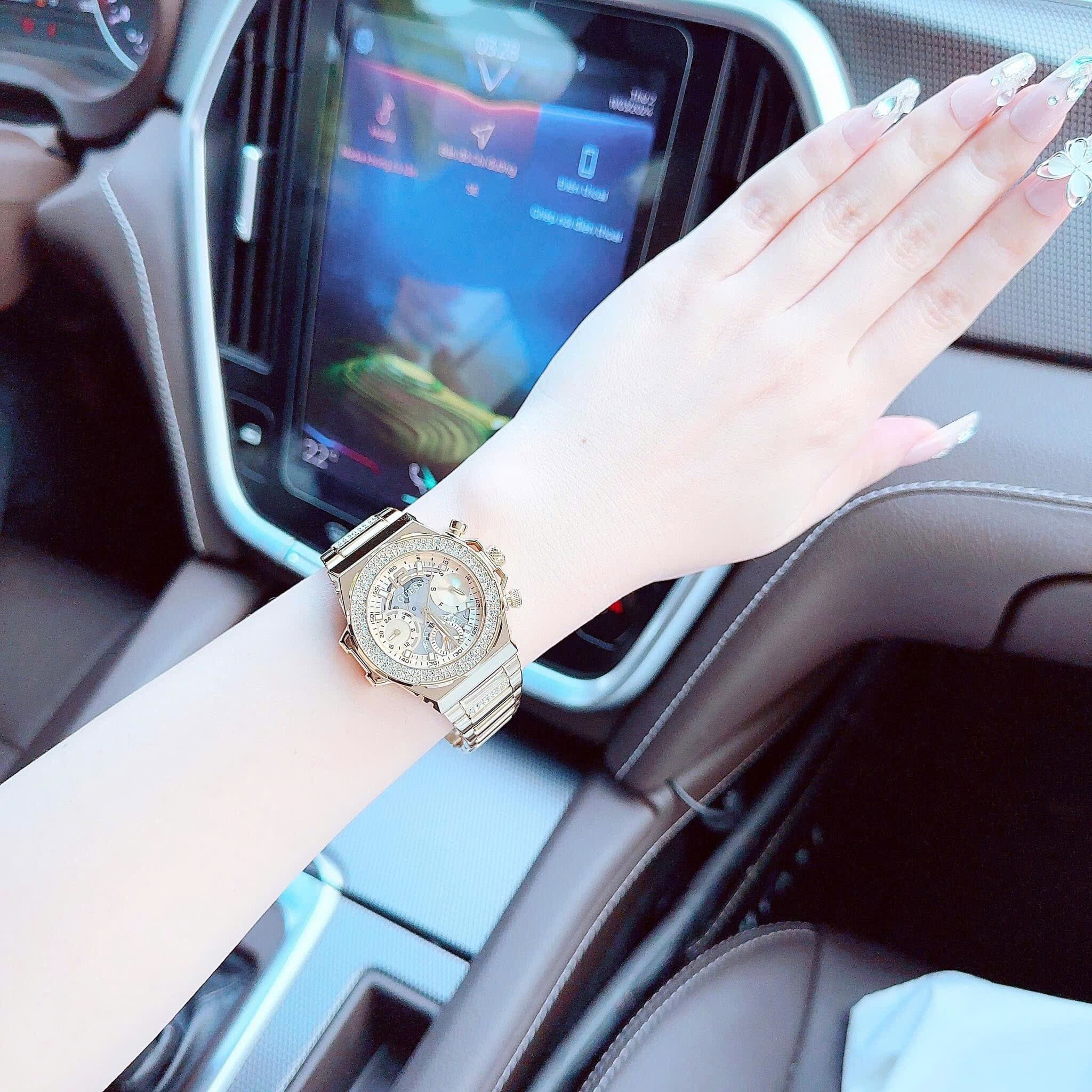 Đồng Hồ Guess Fusion |Nữ Giới |Đính Đá |Dây Kim Loại Vàng Gold |Máy Pin (Quartz) |Size 36mm |donghogiatot.vn