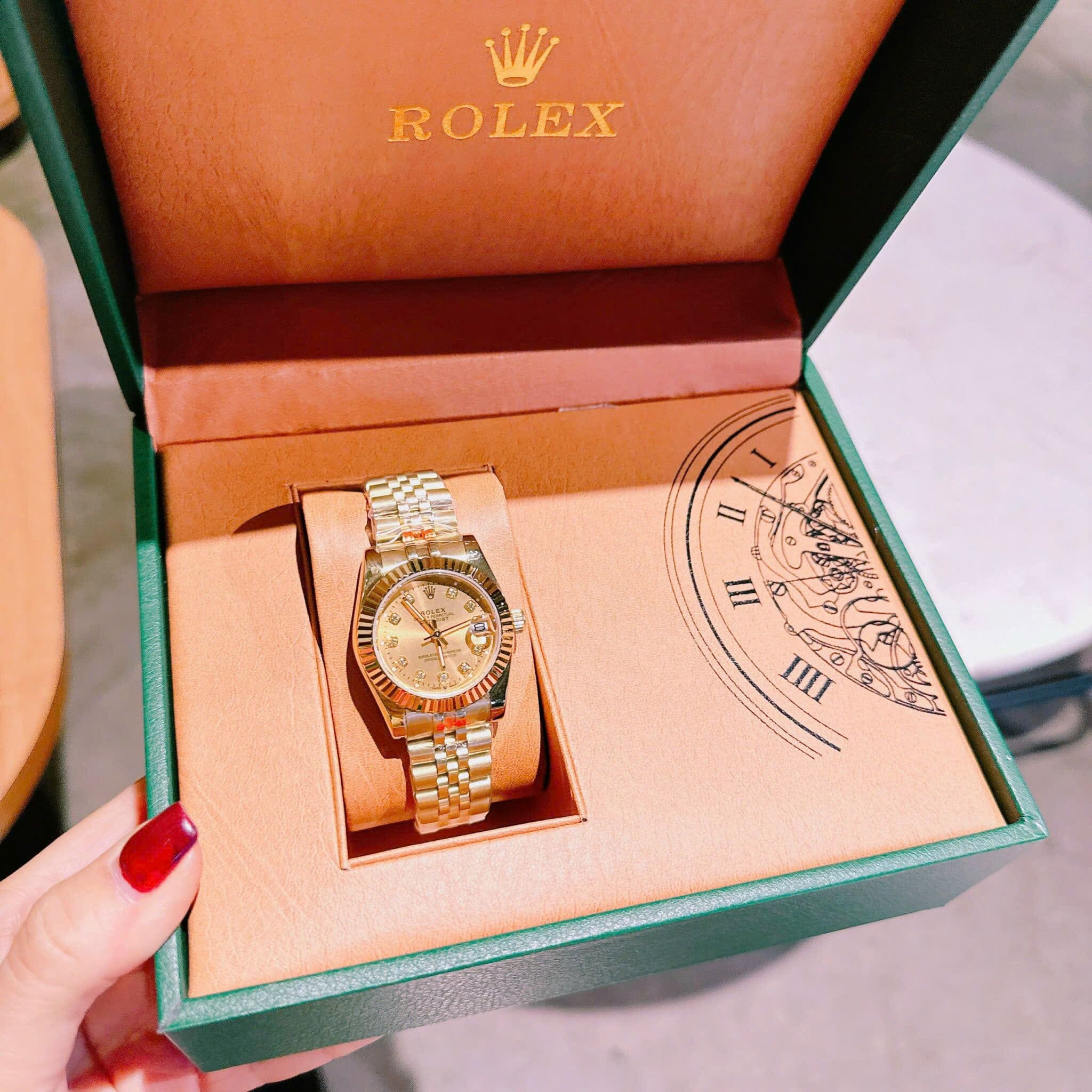 Đồng Hồ Rolex Mặt Niềng Khía |Cặp Đôi |Dây Kim Loại Vàng Gold |Máy Pin (Máy Quartz) |Size 41x31mm |donghogiatot.vn