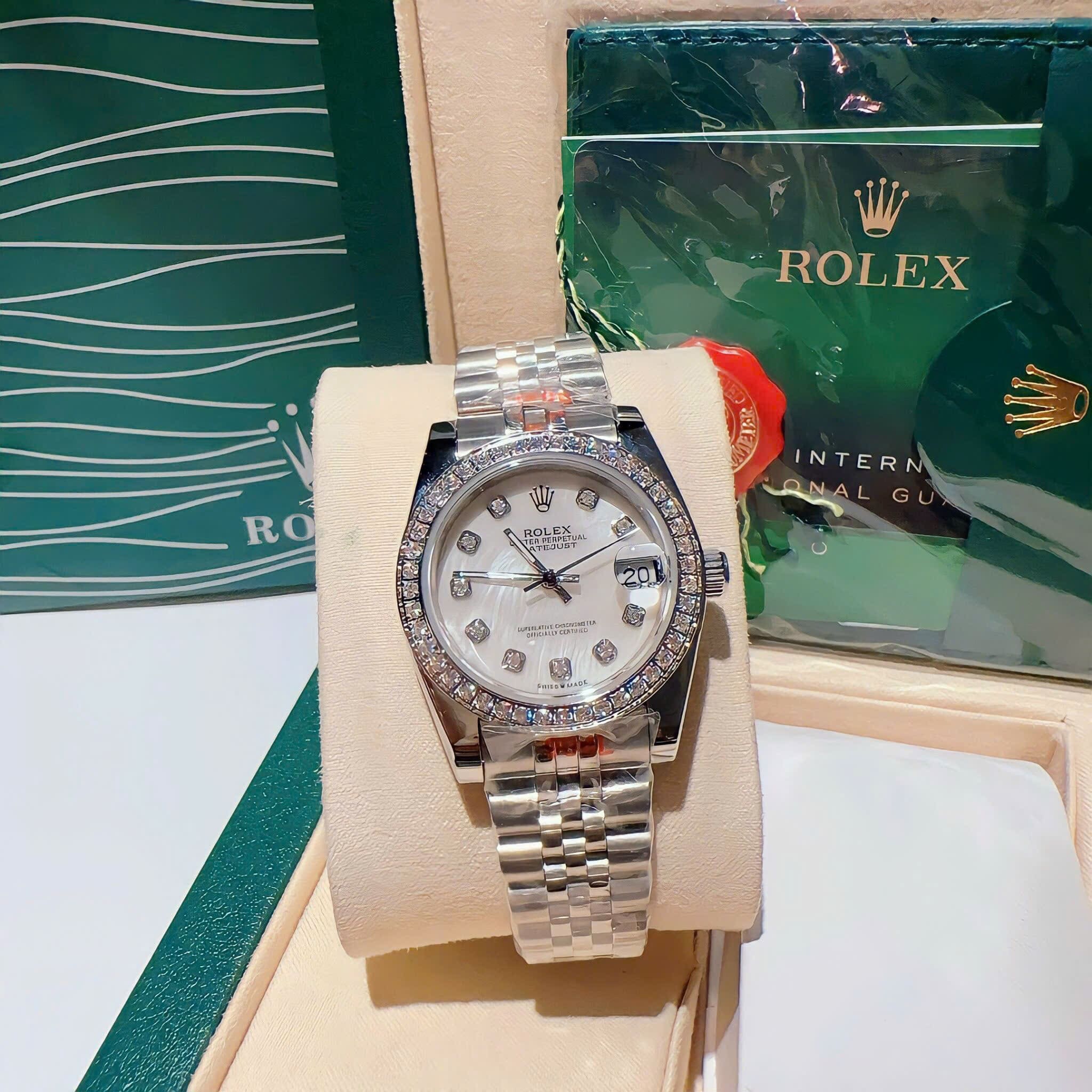 Đồng Hồ Rolex Đính Đá |Cặp Đôi |Mặt Trắng |Dây Kim Loại Trắng Silver |Máy Pin (Máy Quartz) |Size 36x31mm |donghogiatot.vn