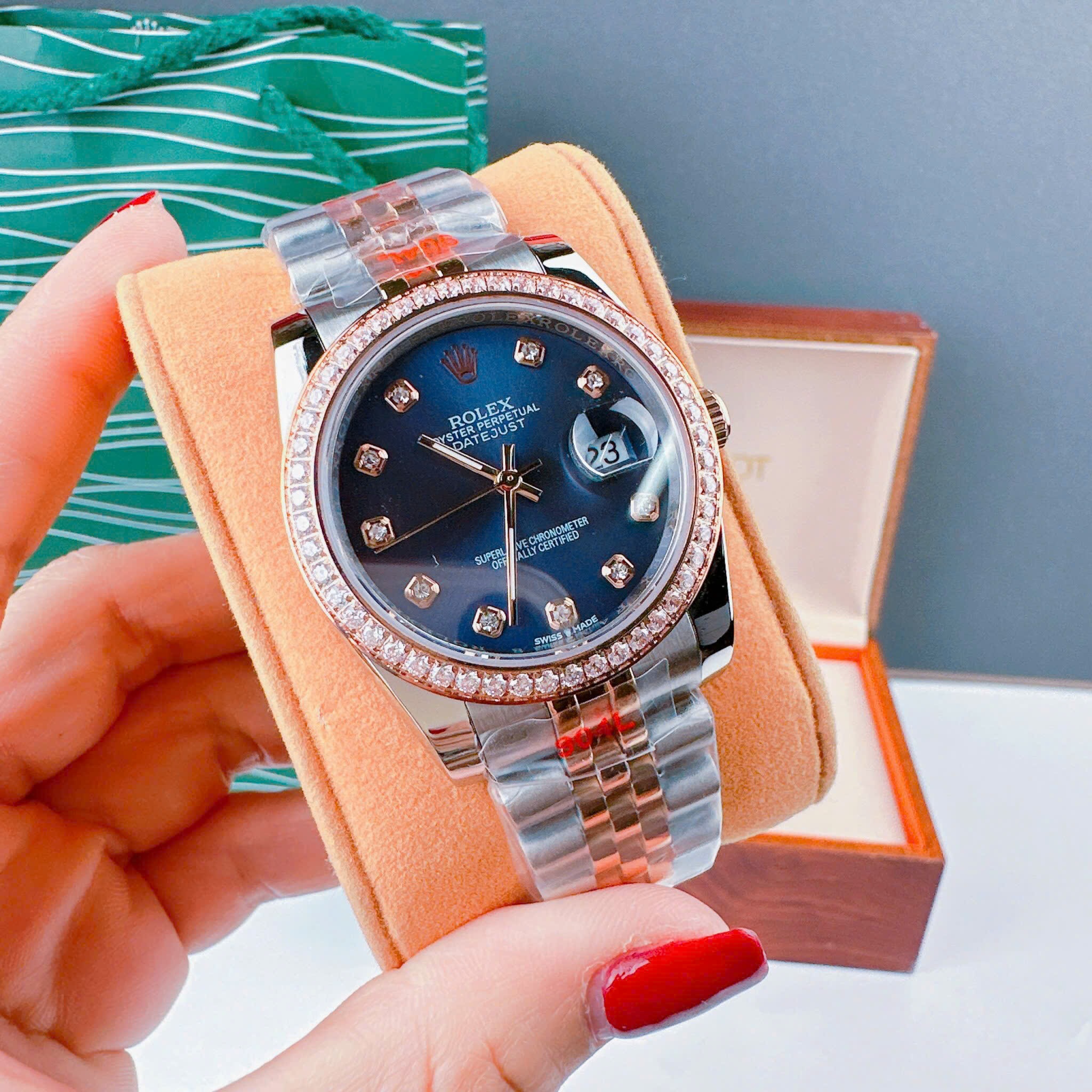 Đồng Hồ Rolex Đính Đá |Cặp Đôi |Mặt Xanh Dương |Dây Kim Loại Demi Rose Gold |Máy Pin (Máy Quartz) |Size 36x31mm |donghogiatot.vn