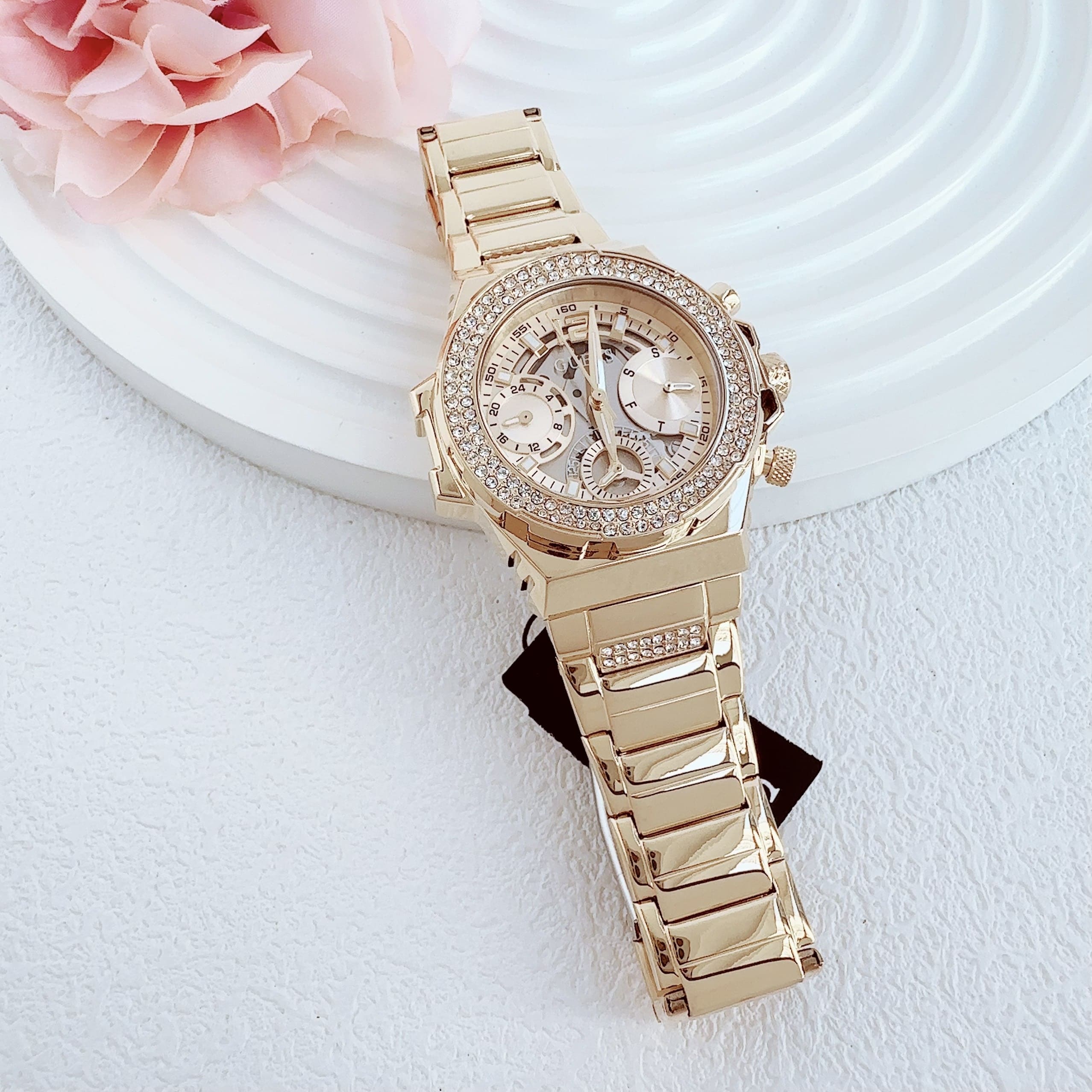 Đồng Hồ Guess Fusion |Nữ Giới |Đính Đá |Dây Kim Loại Vàng Gold |Máy Pin (Quartz) |Size 36mm |donghogiatot.vn