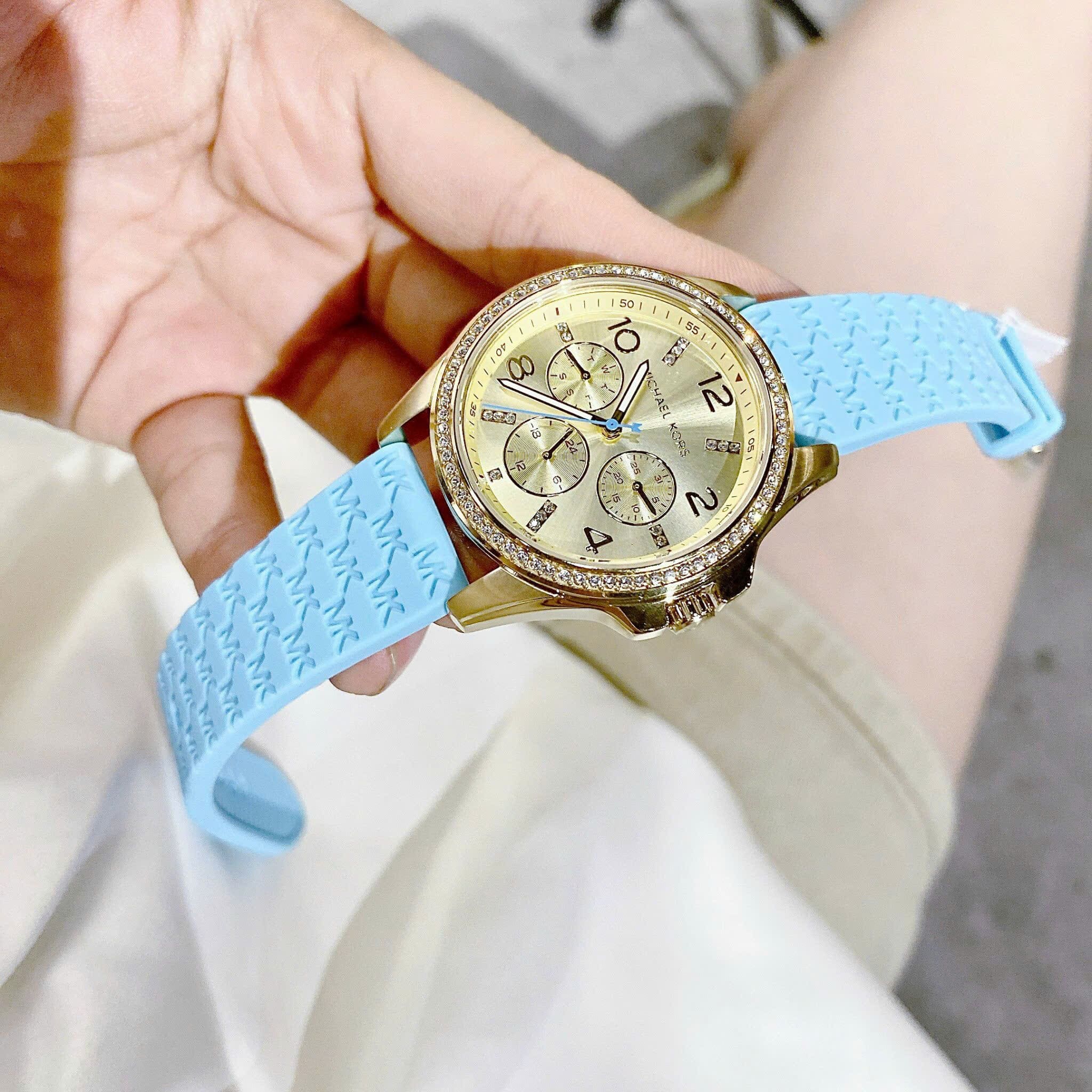 Đồng Hồ Michael Kors Mini Pilot |Nữ Giới |Vàng Gold |Dây Silicone Xanh Da Trời |Máy Pin (Quartz) |Size 36mm |donghogiatot.vn