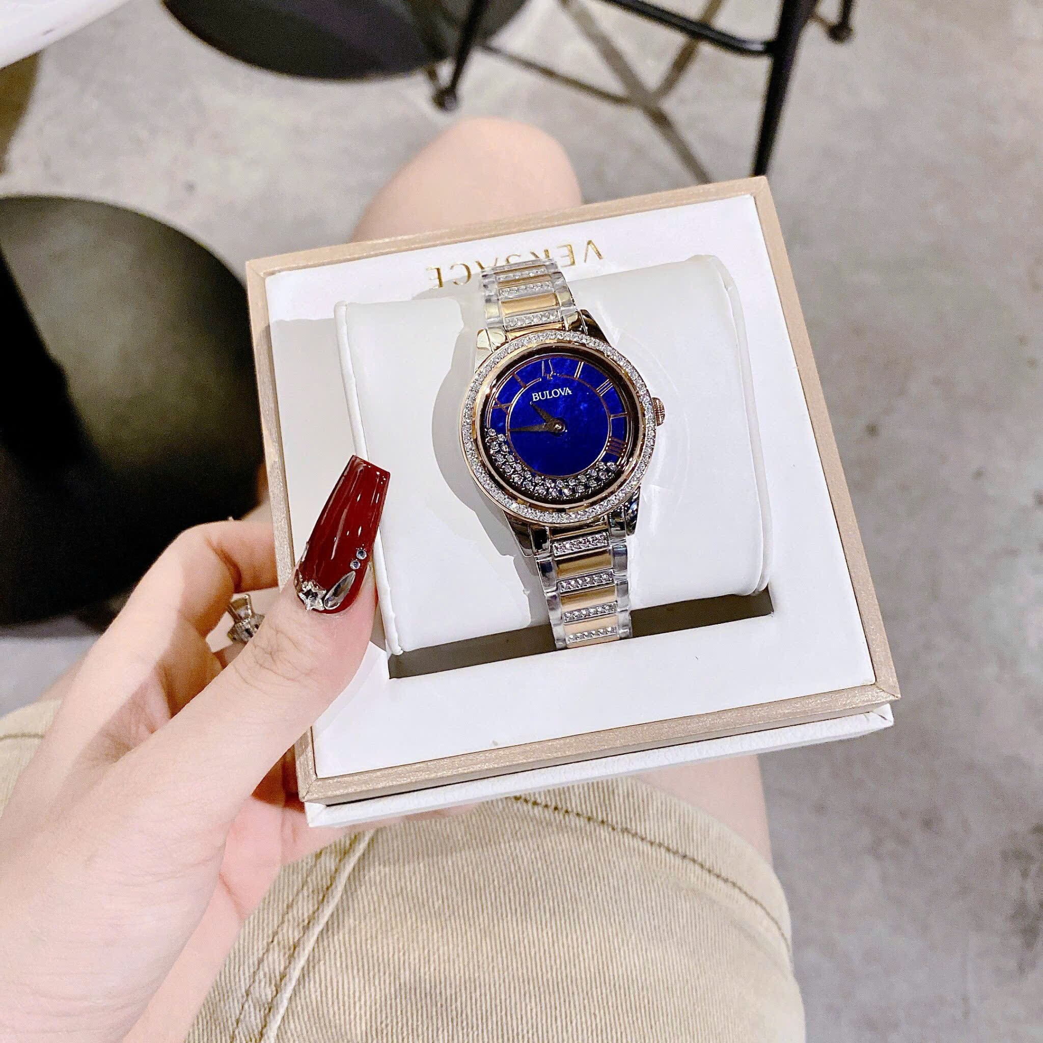 Đồng Hồ Bulova Turnstyle |Nữ Giới |Mặt Xanh Dương |Dây Kim Loại Demi Rose Gold |Máy Pin (Quartz) |Size 33mm |donghogiatot.vn